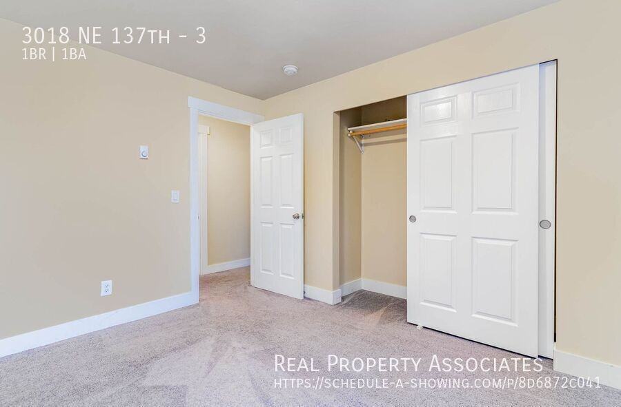 3018 Ne 137th St #3 - Photo 5 of 9