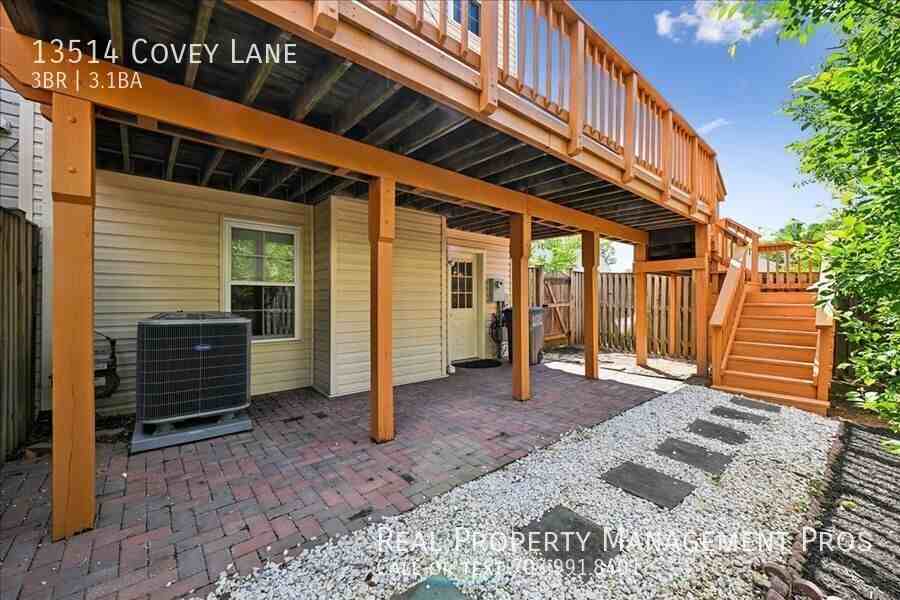 13514 Covey Ln - Photo 4 of 30