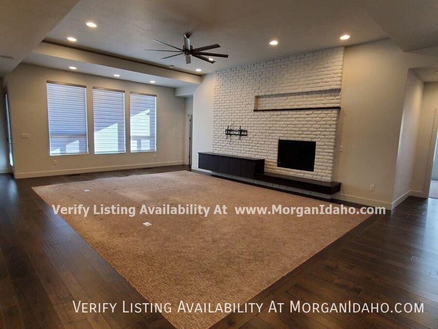 6518 N Fairborn Ave - Photo 2 of 21