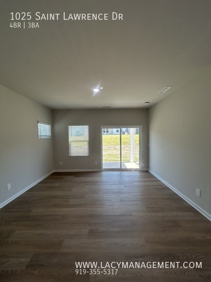 1025 Saint Lawrence Dr - Photo 4 of 23
