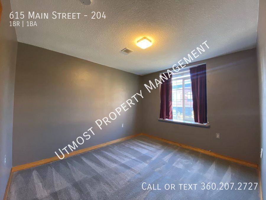 615 Main St #204 - Photo 6 of 12