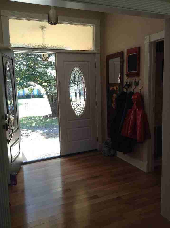 429 Windemere Rd - Photo 2 of 35