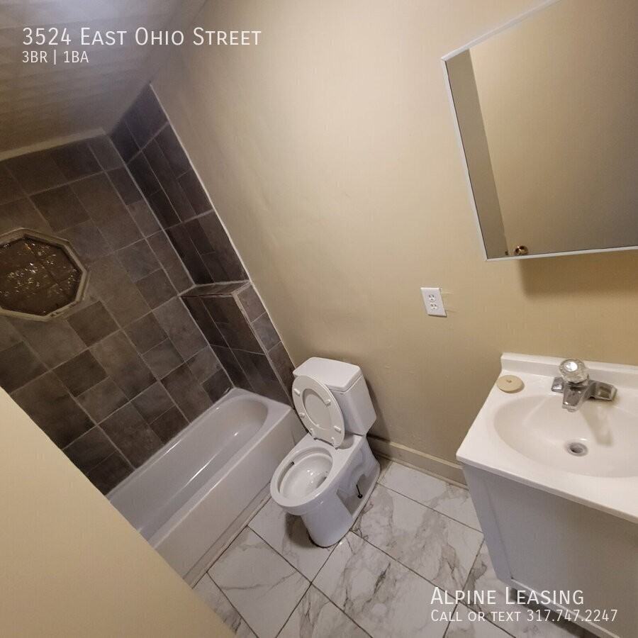 3524 E Ohio St - Photo 2 of 5