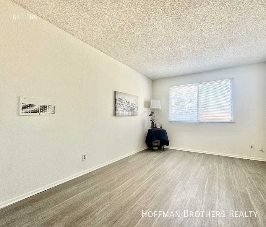 18545 Burbank Blvd #20 - Photo 6 of 8