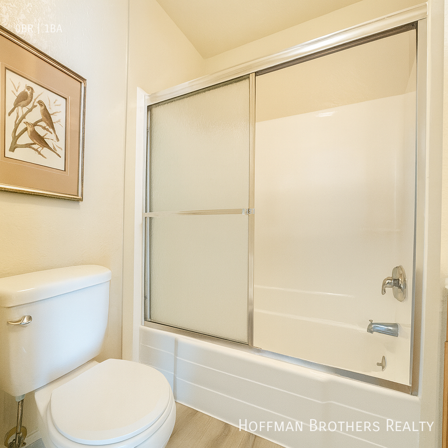 18545 Burbank Blvd #7 - Photo 6 of 6