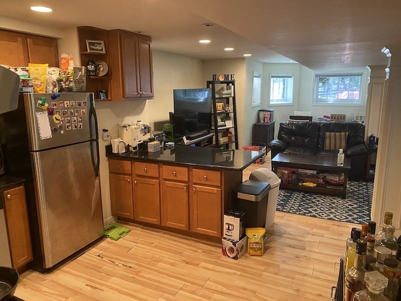 1032 W Oakdale Ave #G - Photo 5 of 18