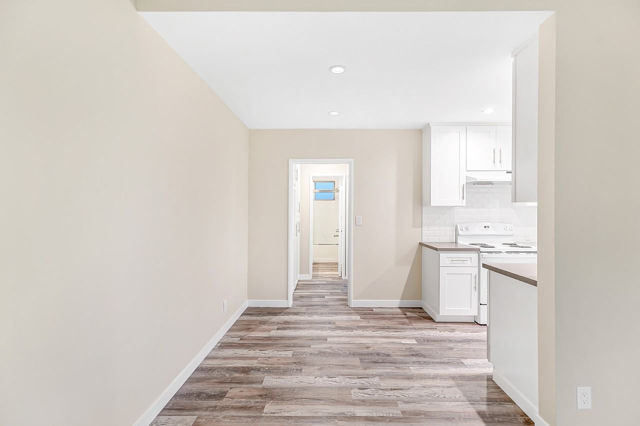 3831 Beethoven St #2 - Photo 5 of 15