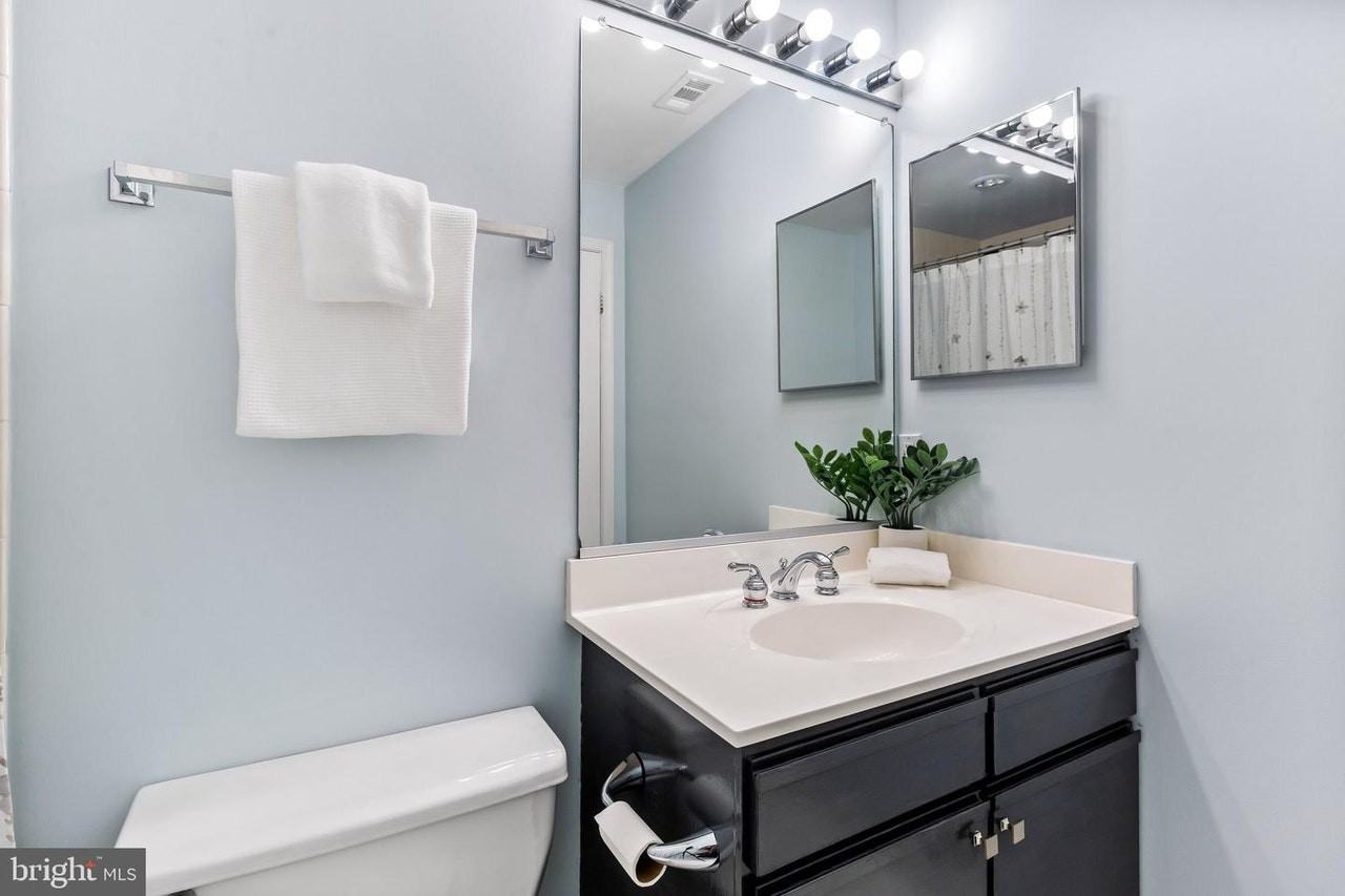 960 Fell Street, Unit 960 - Photo 7 of 14