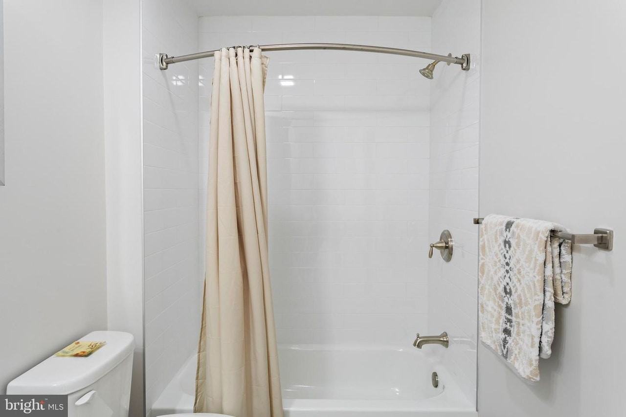 19520 Village Walk Drive, Unit 19520 - Photo 4 of 15
