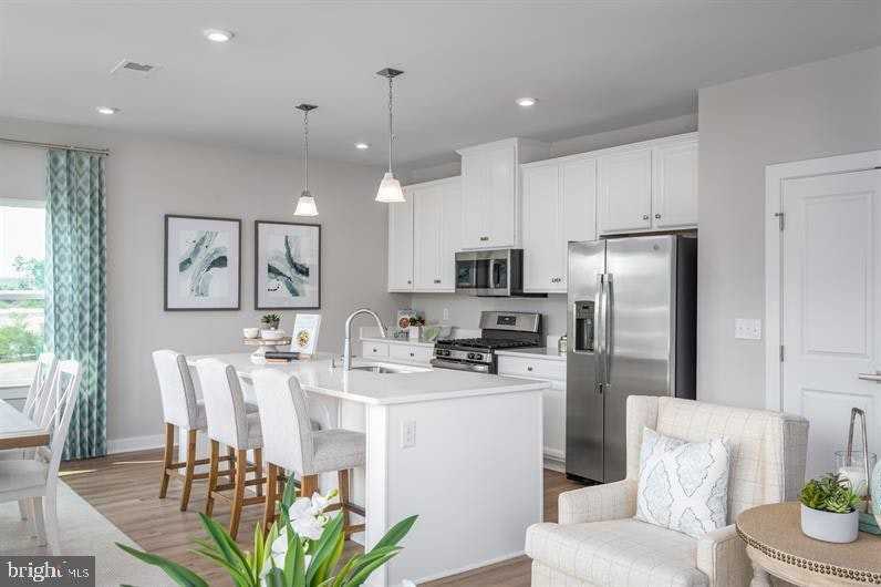10391 Resort Road, Unit 10391 - Photo 2 of 11
