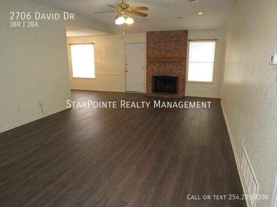 2706 David Dr - Photo 2 of 17