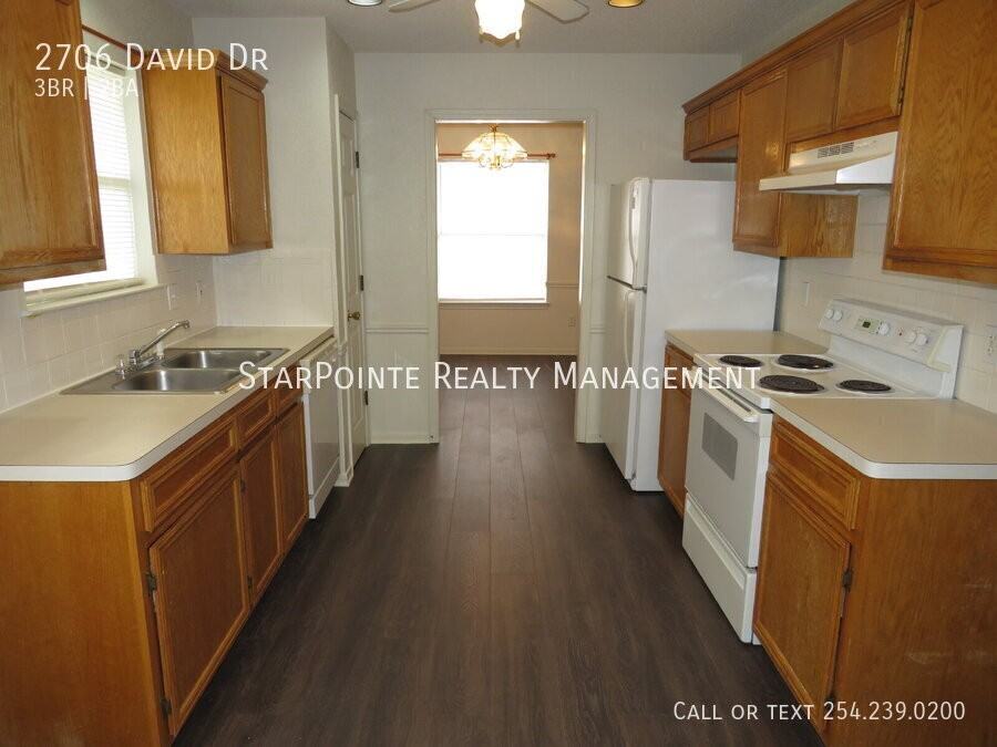 2706 David Dr - Photo 5 of 17