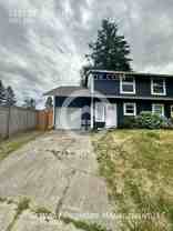 2322 Se 7th St - Photo 1 of 1