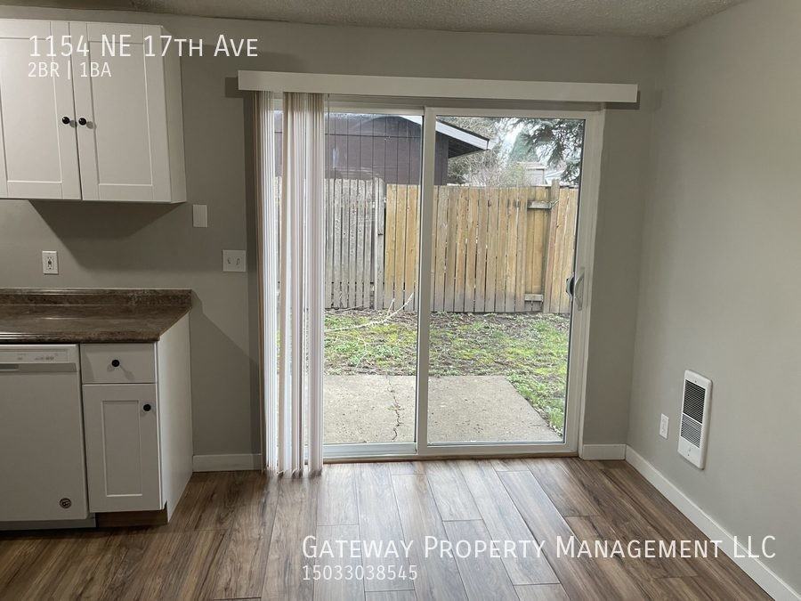 1154 Ne 17th Ave - Photo 6 of 14