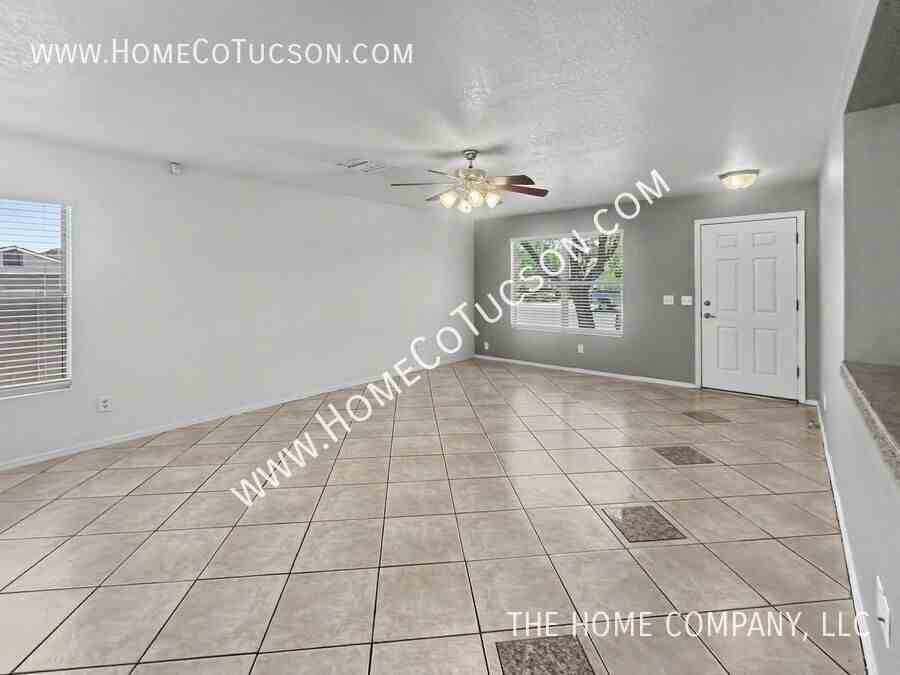 2755 E Liverpool Dr - Photo 3 of 16