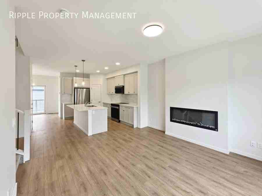 2205 Bayview Dr Sw #NA - Photo 3 of 32