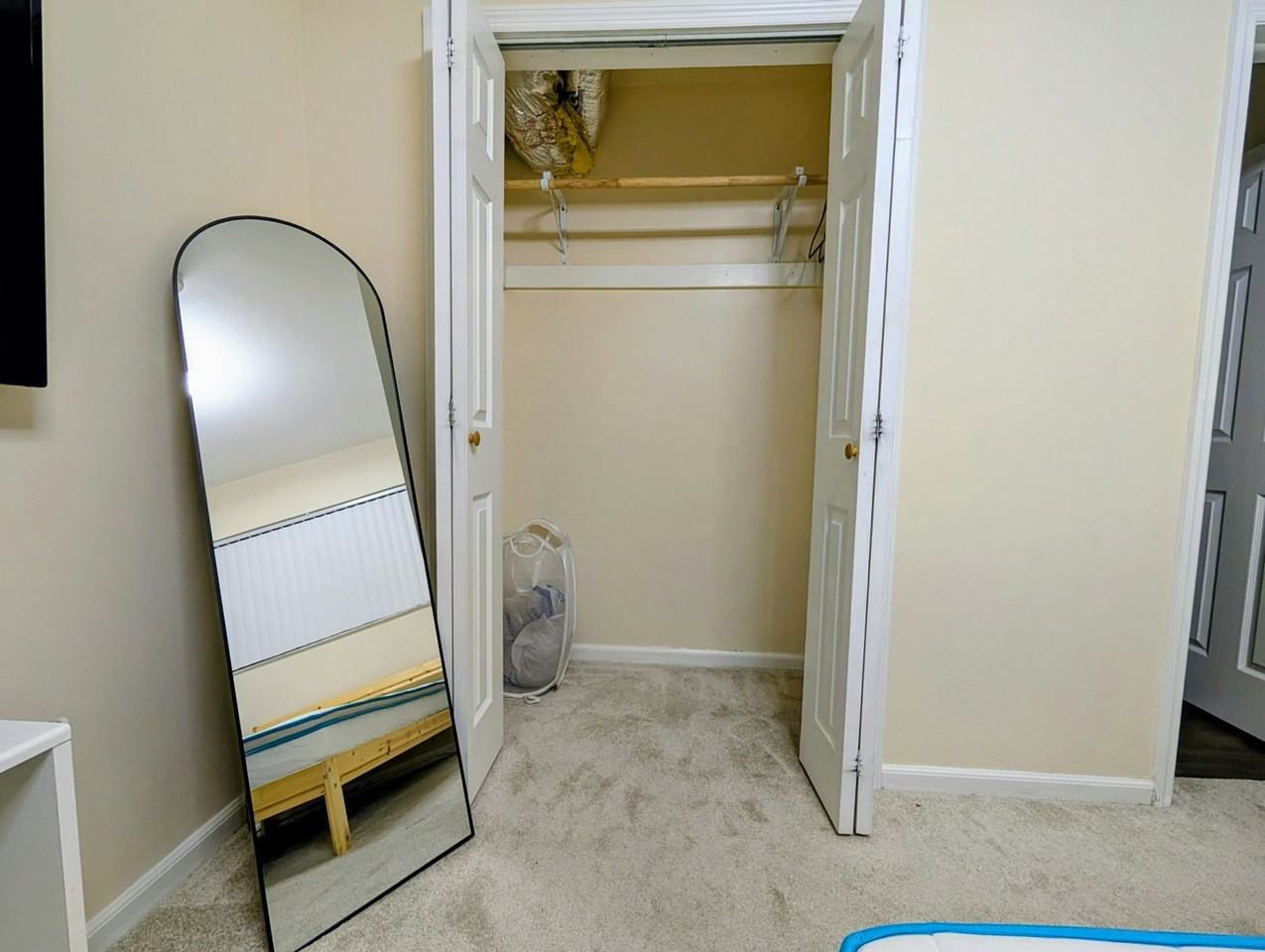 6750 Harding St, Unit Room 1 - Photo 7 of 9