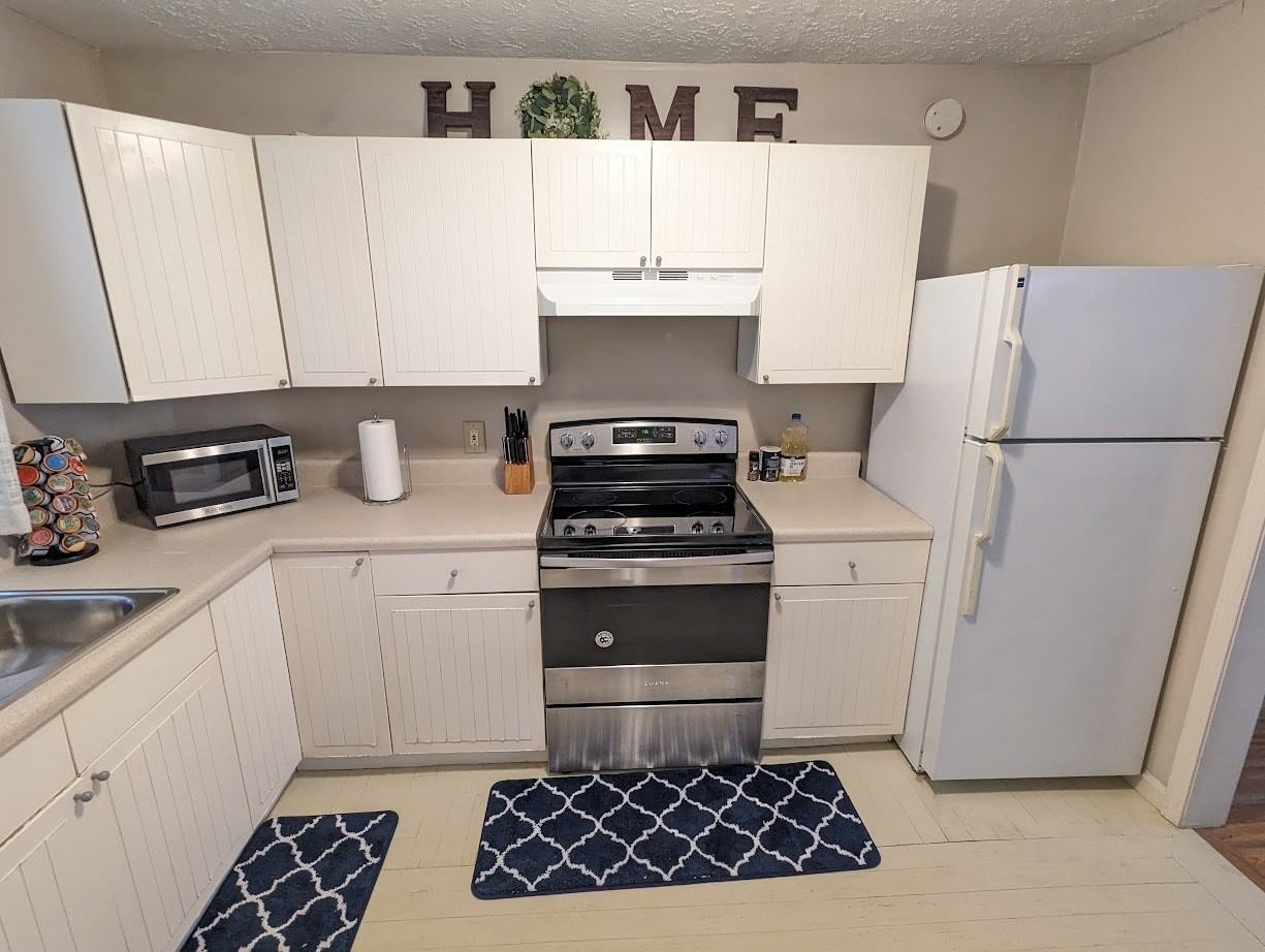 205 Hampshire Avenue - Photo 5 of 13