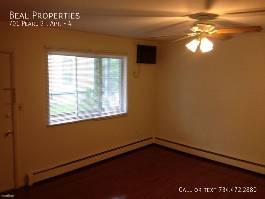 701 Pearl St #4 - Photo 3 of 5