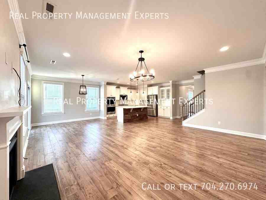 278 Preston Rd - Photo 7 of 34
