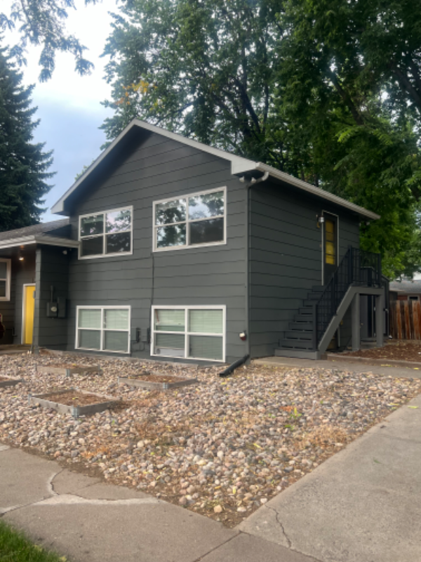 202 Edwards St #C - Photo 2 of 9