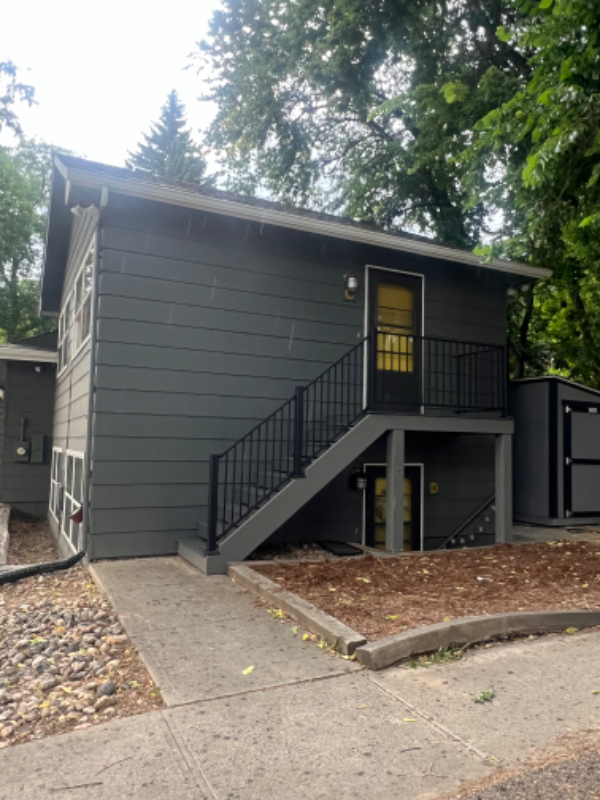 202 Edwards St #C - Photo 3 of 9
