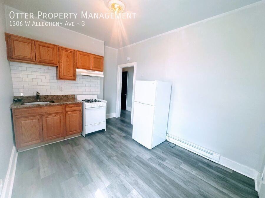 1306 W Allegheny Ave #3 - Photo 4 of 18