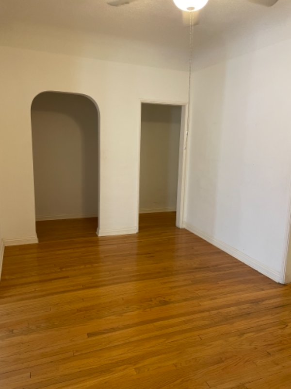 1547 S Wooster St - Photo 5 of 34