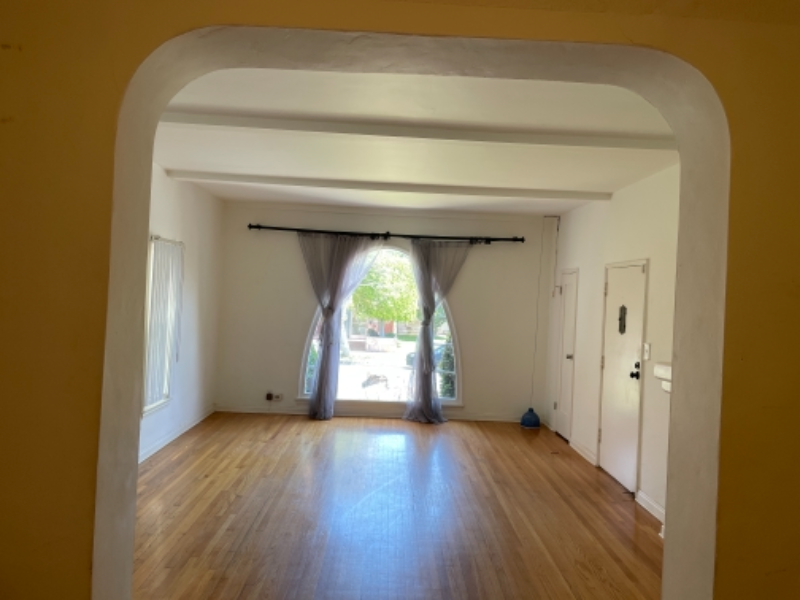 1547 S Wooster St - Photo 7 of 34
