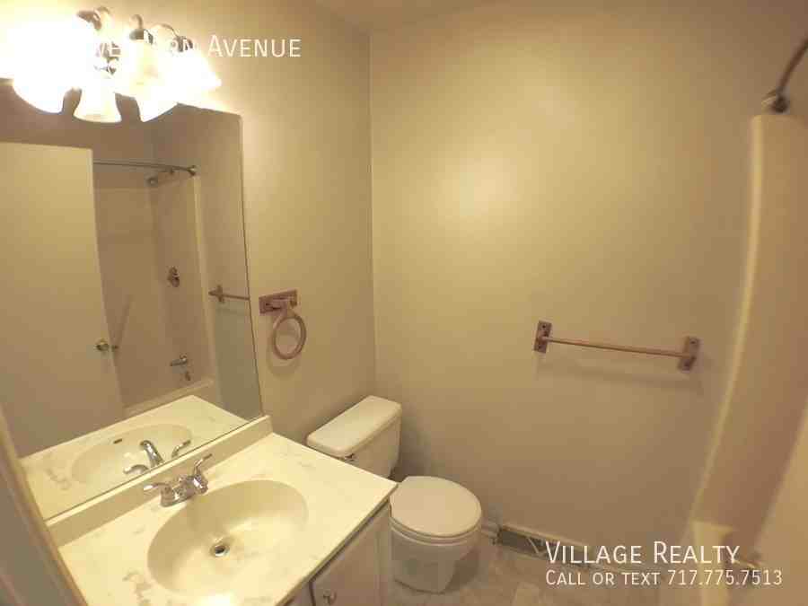 102 Western Ave - Photo 6 of 24
