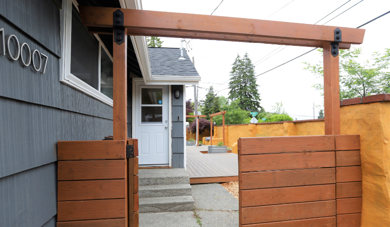 10007 35th Ave Sw - Photo 3 of 28