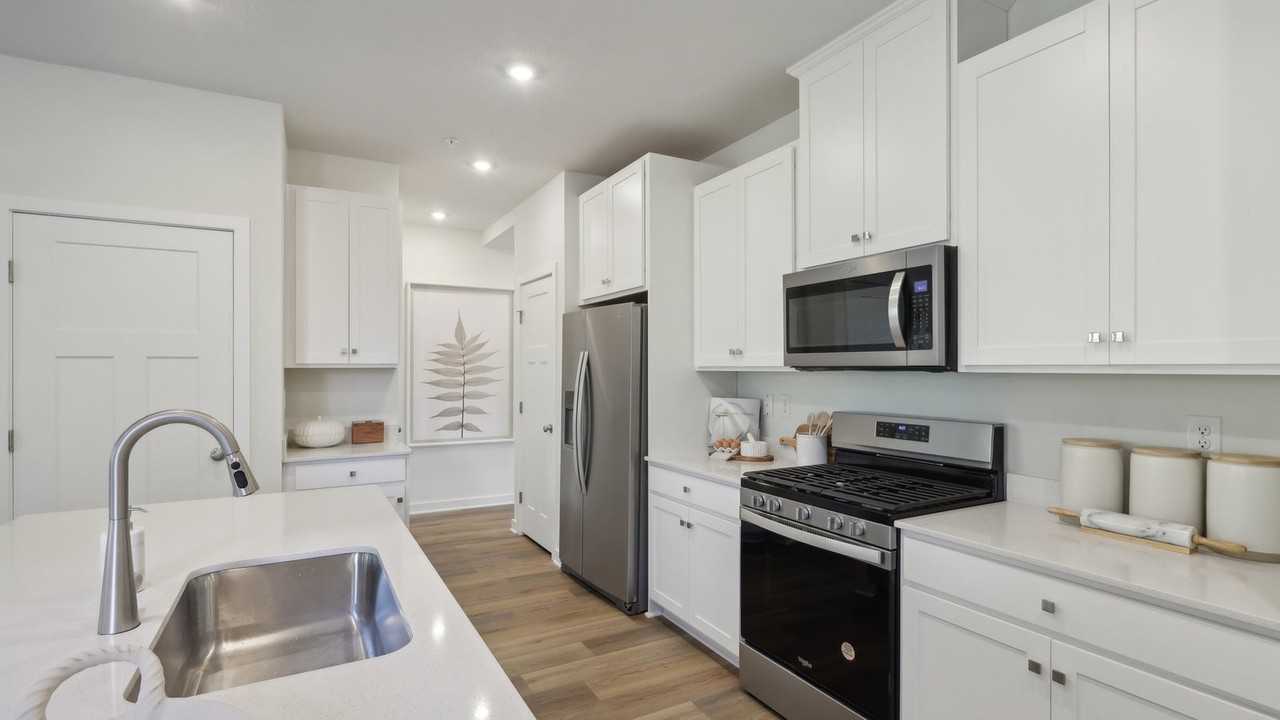 160 River Ridge Drive - Photo 5 of 21