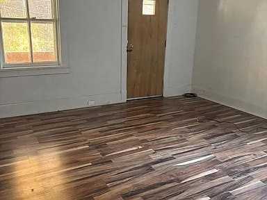 243 Baker Street - Photo 4 of 7