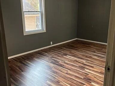 243 Baker Street - Photo 6 of 7