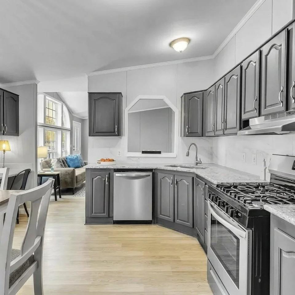 5045 W Custer Pl - Photo 5 of 16