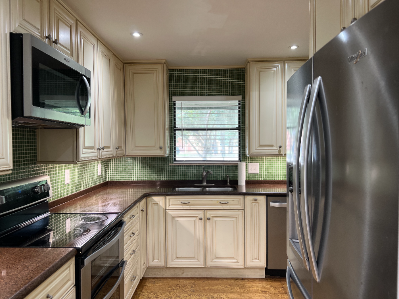 216 Citrona Dr - Photo 2 of 26