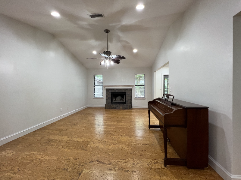 216 Citrona Dr - Photo 3 of 26
