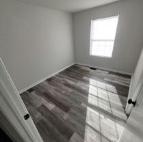 2323 W Osterhout Ave, Unit 3 - Photo 1 of 1