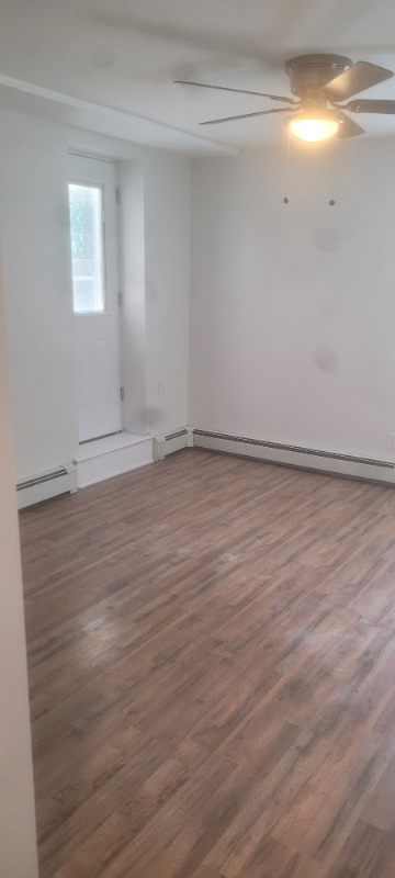 11 Darien Rd - Photo 2 of 13