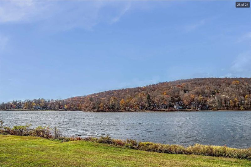 11 Darien Rd - Photo 5 of 13