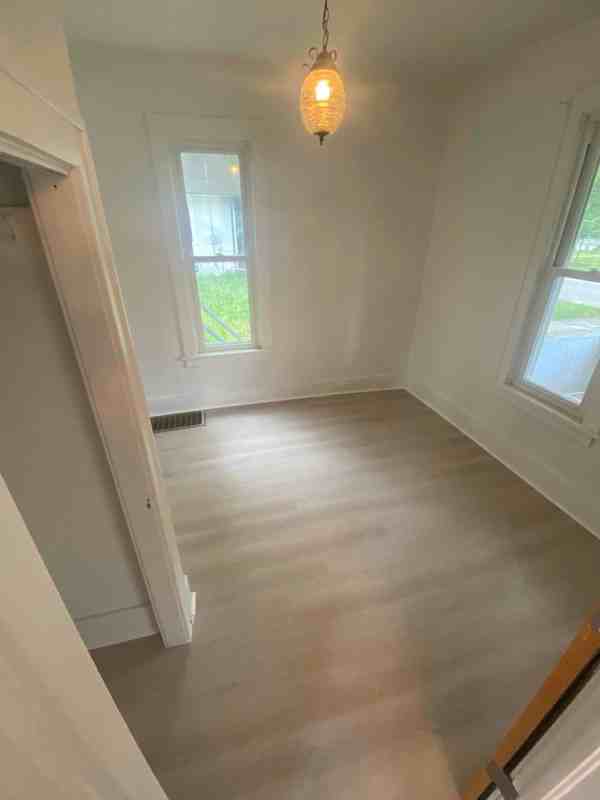 1416 2nd Ave S - Photo 4 of 6
