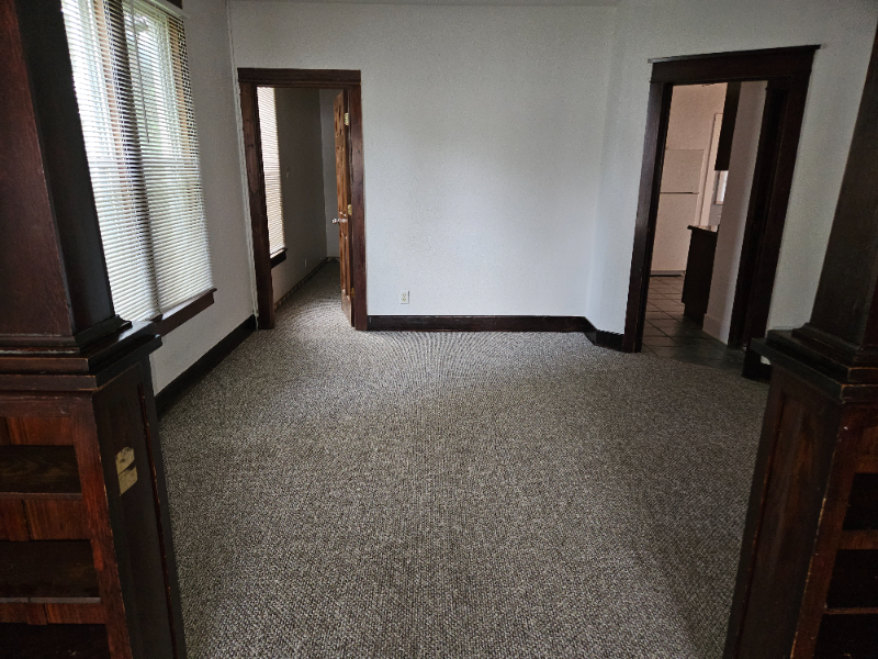 1203 Emerald Ave #1 - Photo 2 of 5