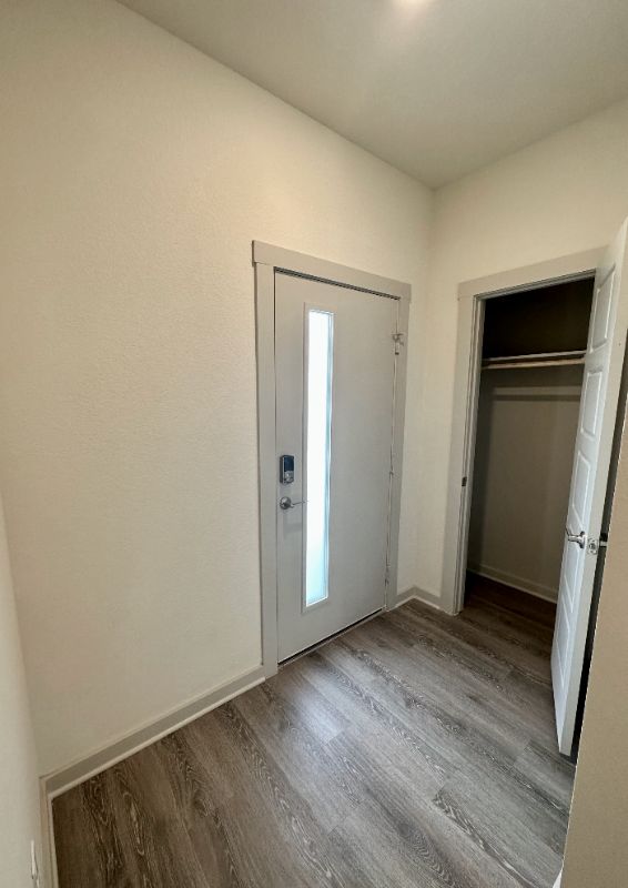 325 Wilshire Rd - Photo 4 of 32