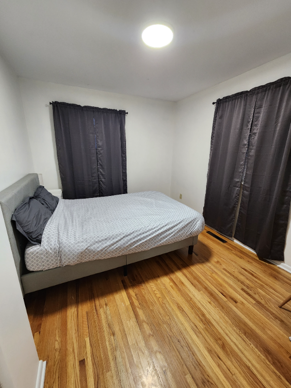 1816 34th St Nw - Photo 2 of 10