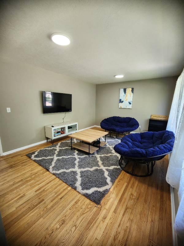 1816 34th St Nw - Photo 6 of 10