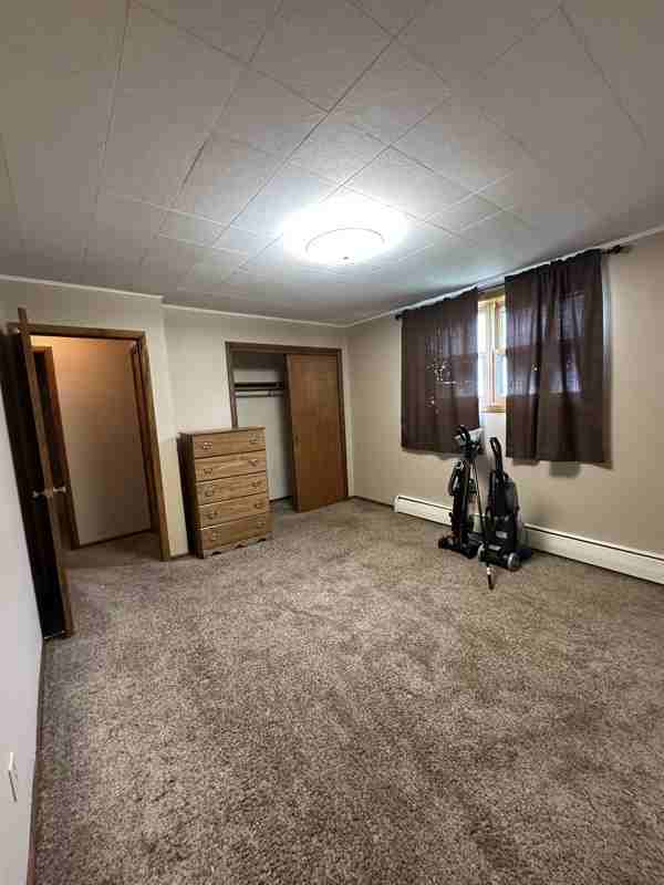 413 Merriam Ave S #7 - Photo 7 of 7