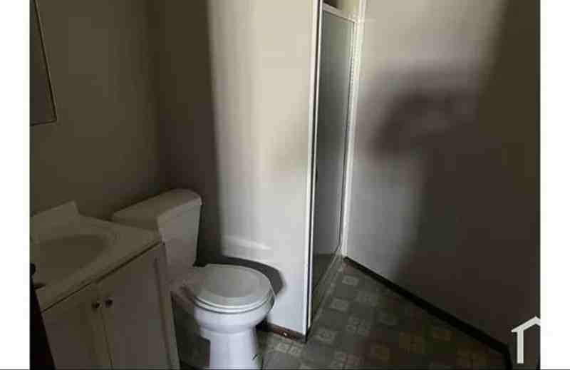 9924 Gloucester Dr - Photo 3 of 9