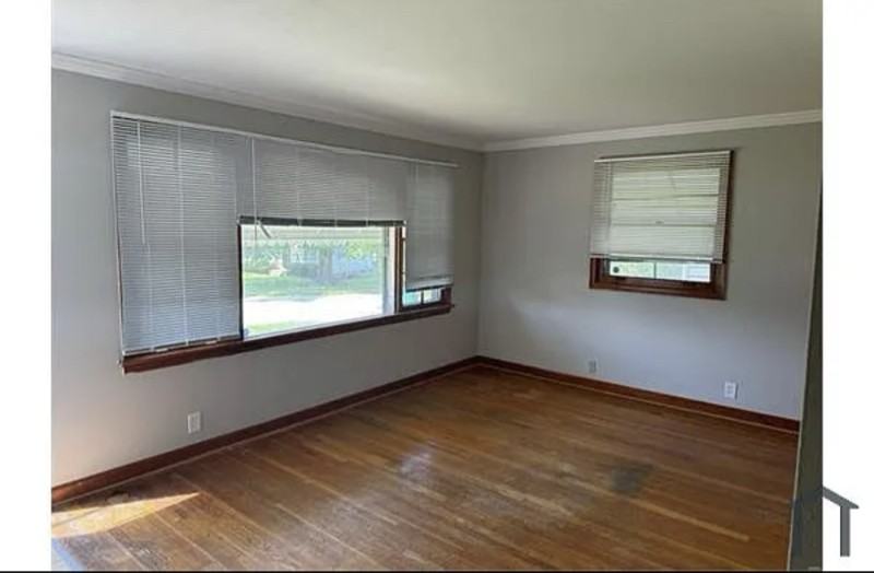 9924 Gloucester Dr - Photo 4 of 9