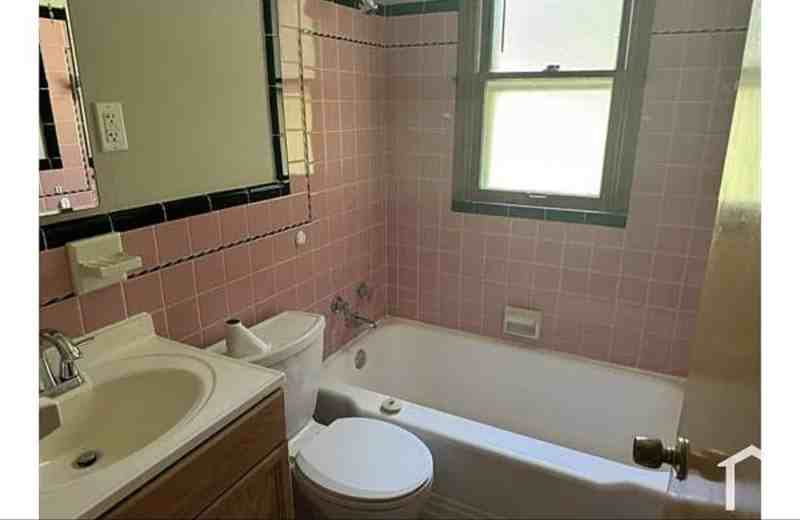 9924 Gloucester Dr - Photo 7 of 9