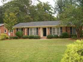 5820 Windsor Dr - Photo 1 of 1